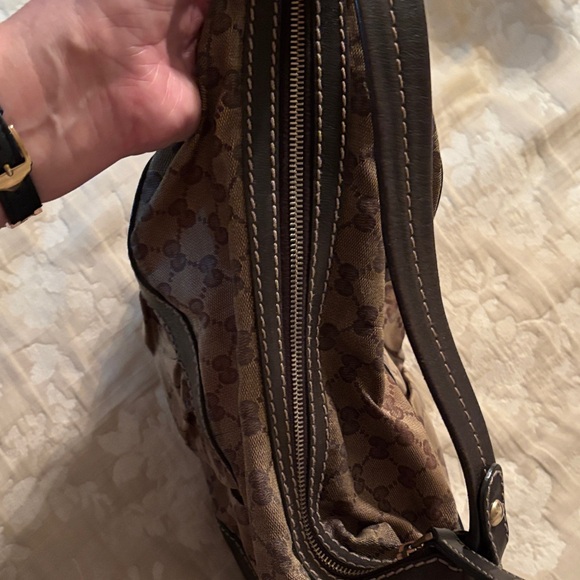 Authentic Gucci Shoulder Bag Purchased from poshmark and never carried. - Picture 4 of 11
